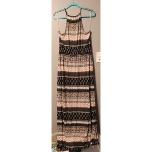 American Eagle Halter Maxi Dress | Gently Used | Grey and White | Size L